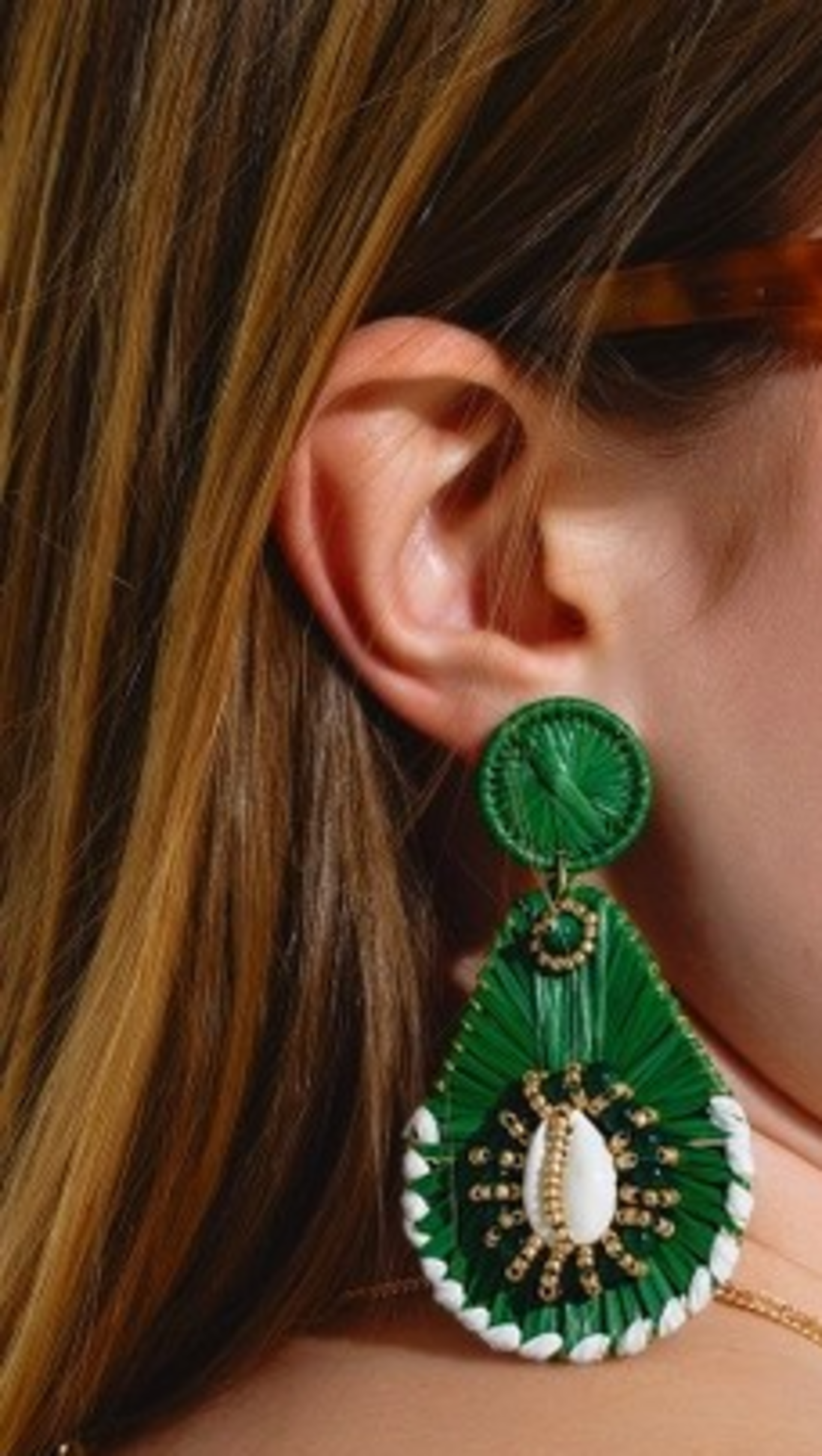 Pendientes verdes en forma de gota de agua con adornos - 2